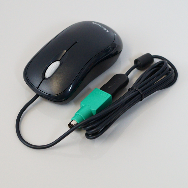 Microsoft Basic Optical Mouse v2.0 Kabelgebundene Maus für Links-/Rechtshänder